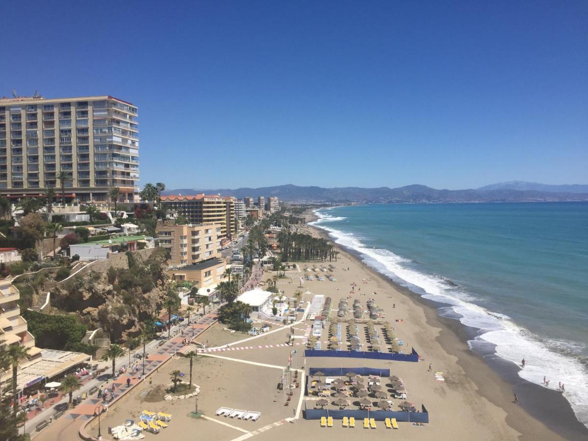 PRECIOSO ÁTICO CON TERRAZA en PLAZA DE ANDALUCIA Apartamento Torremolinos Exterior foto