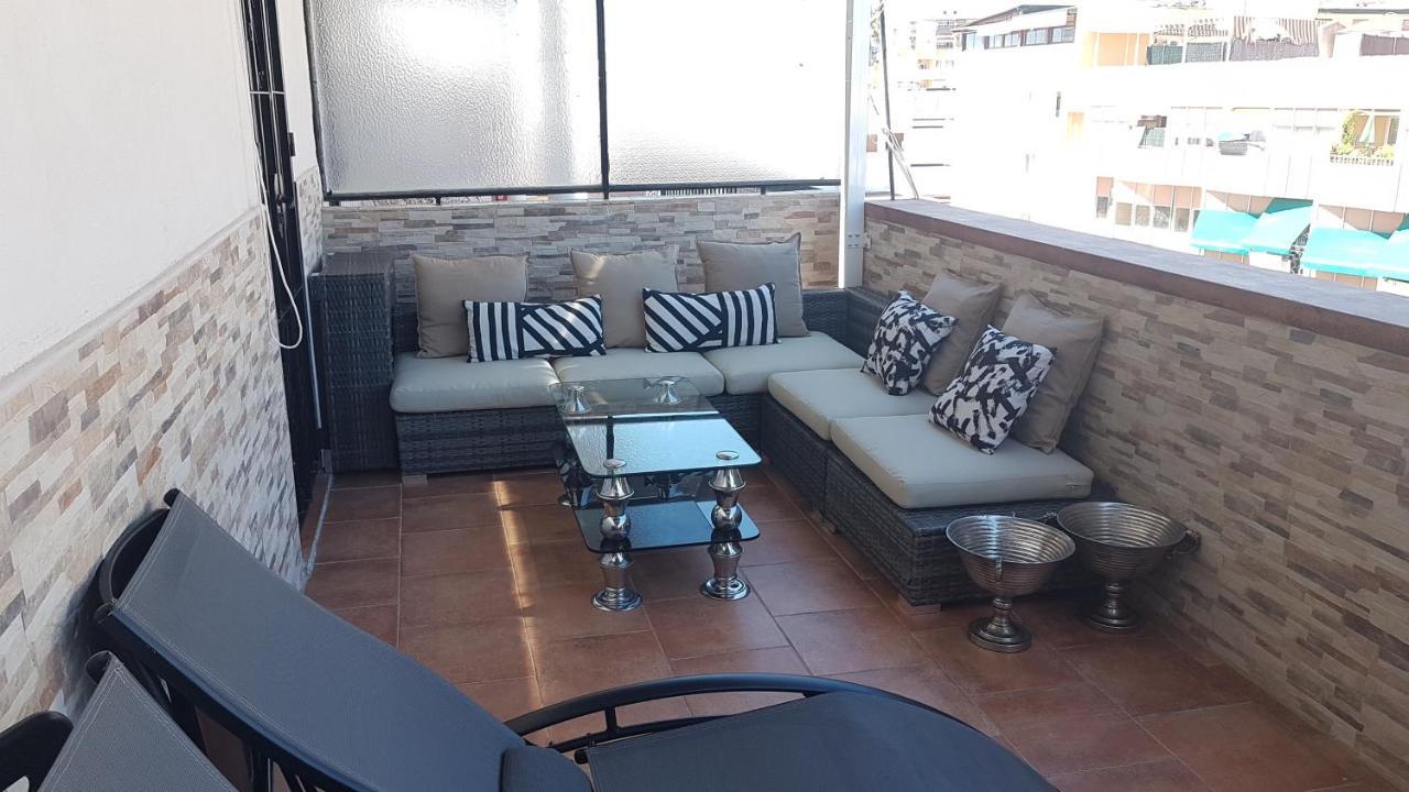 PRECIOSO ÁTICO CON TERRAZA en PLAZA DE ANDALUCIA Apartamento Torremolinos Exterior foto